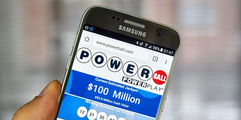 Õnnelik lotomängija võitis Powerballiga üle 700 miljoni dollari