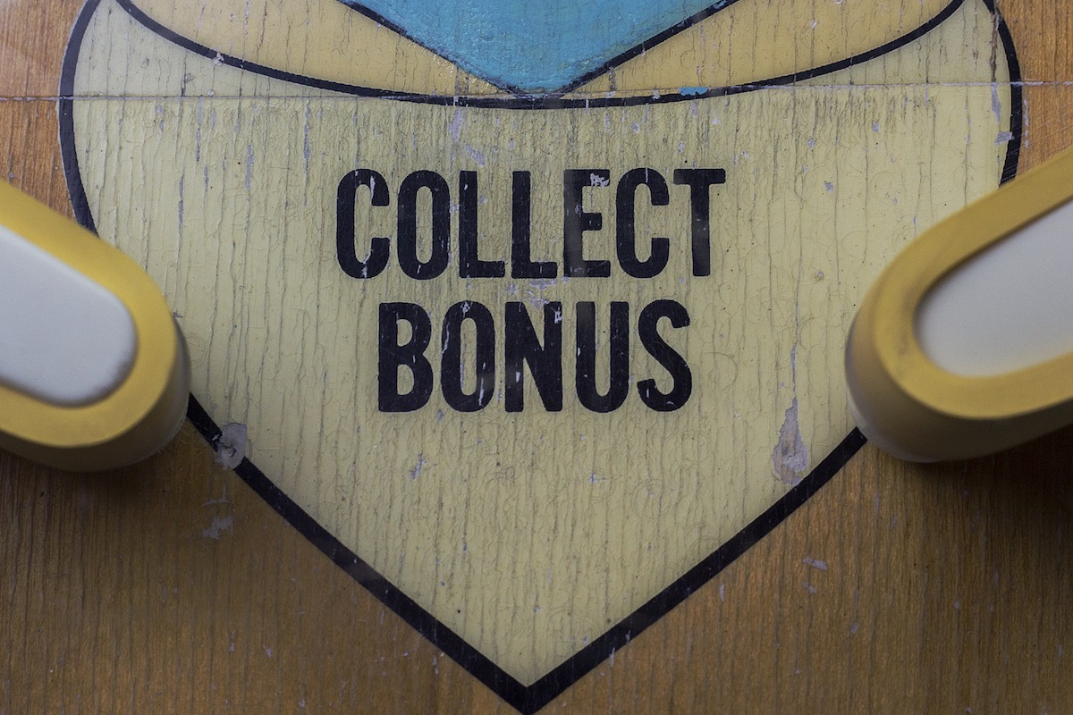 Should You Always Accept a Casino Welcome Bonus?